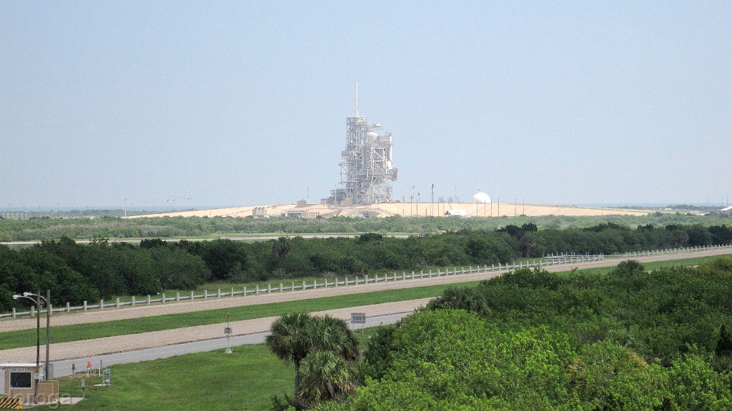 KennedySpaceCentre_MG_2792.JPG - Kennedy Space Centre, Shuttle launch pad